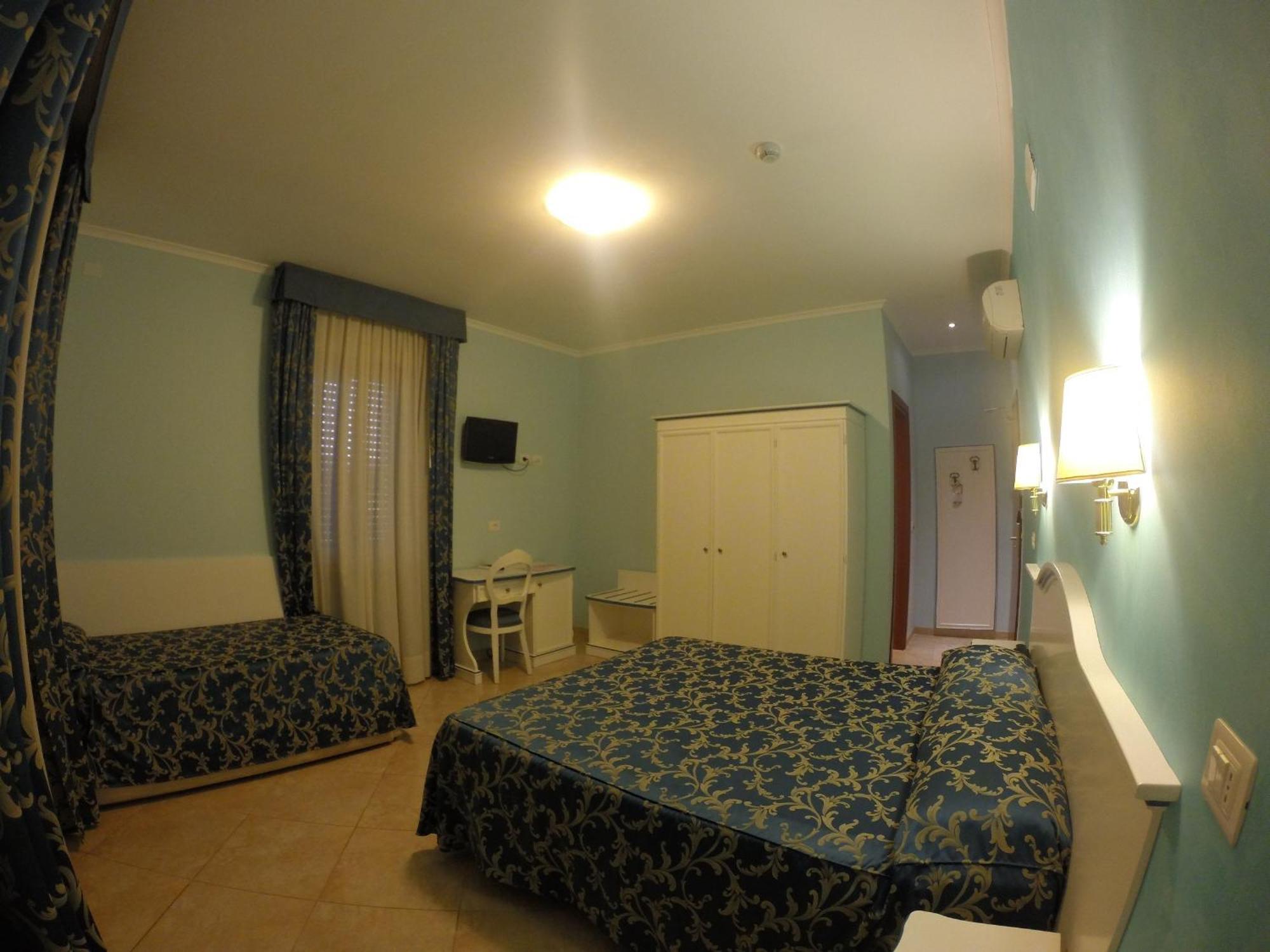 Hotel Aquila 아프릴리아 객실 사진