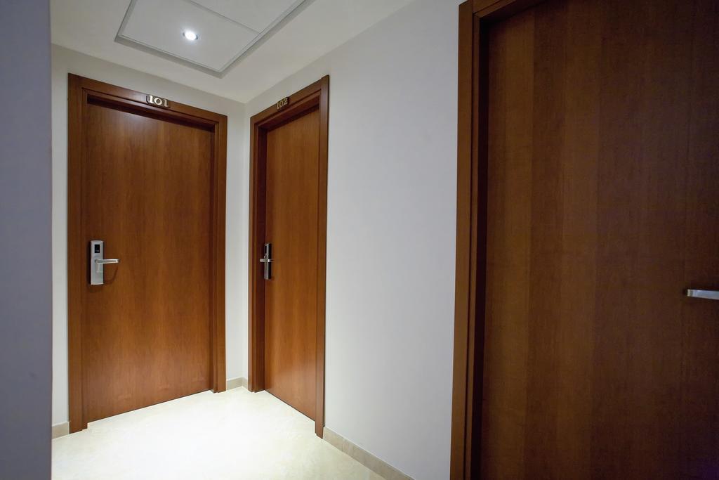 Hotel Aquila 아프릴리아 외부 사진