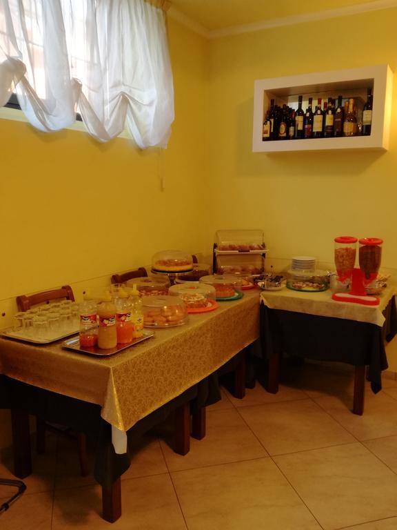 Hotel Aquila 아프릴리아 외부 사진